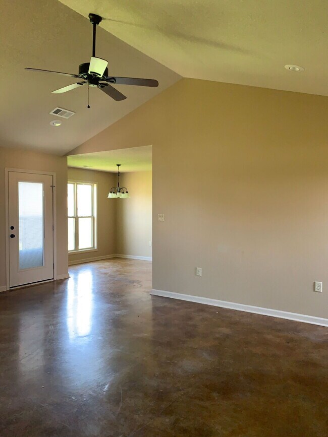 Building Photo - 434 Wildwood Point