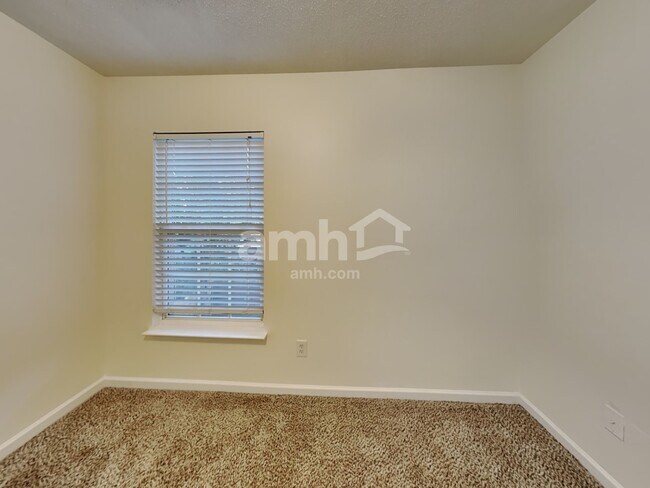 Building Photo - 8 War Admiral Way