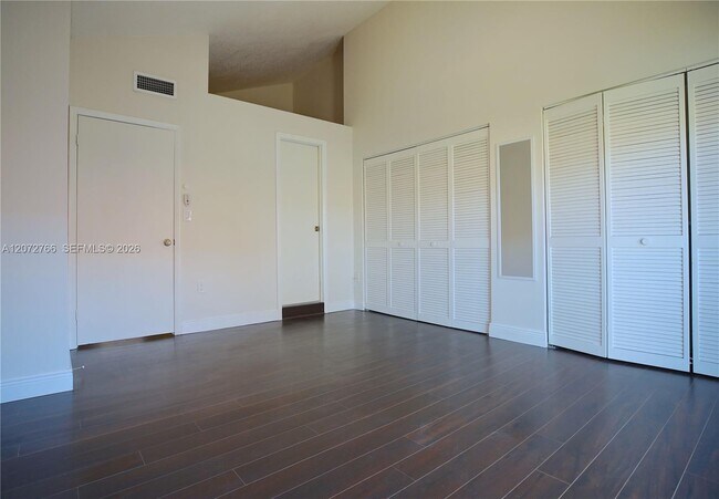 Building Photo - 10196 SW 77th Ct