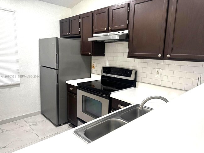 Building Photo - 3656 NW 91st Ln