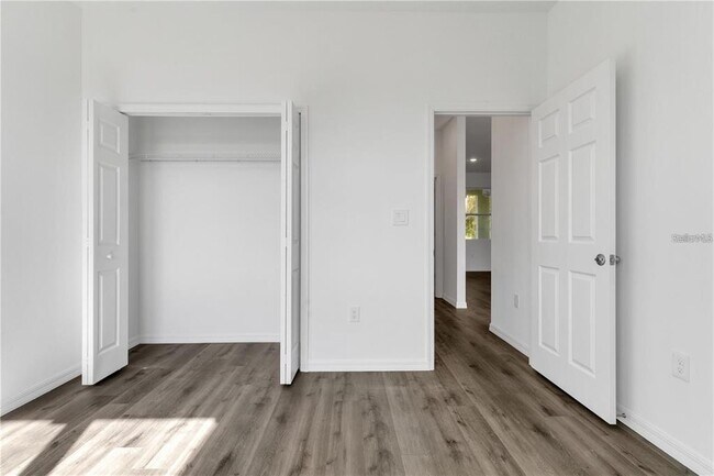 Building Photo - 3664 Ribera Ave