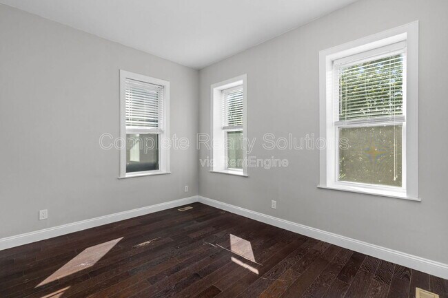 Building Photo - 2908 Texas Ave