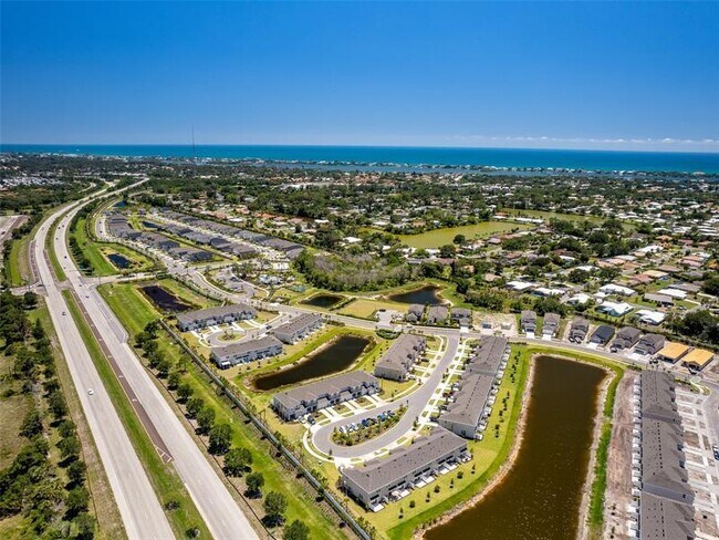 Building Photo - 5728 Haven Ter