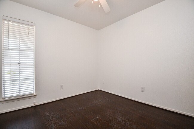 Building Photo - 13730 Shirebrook Dr