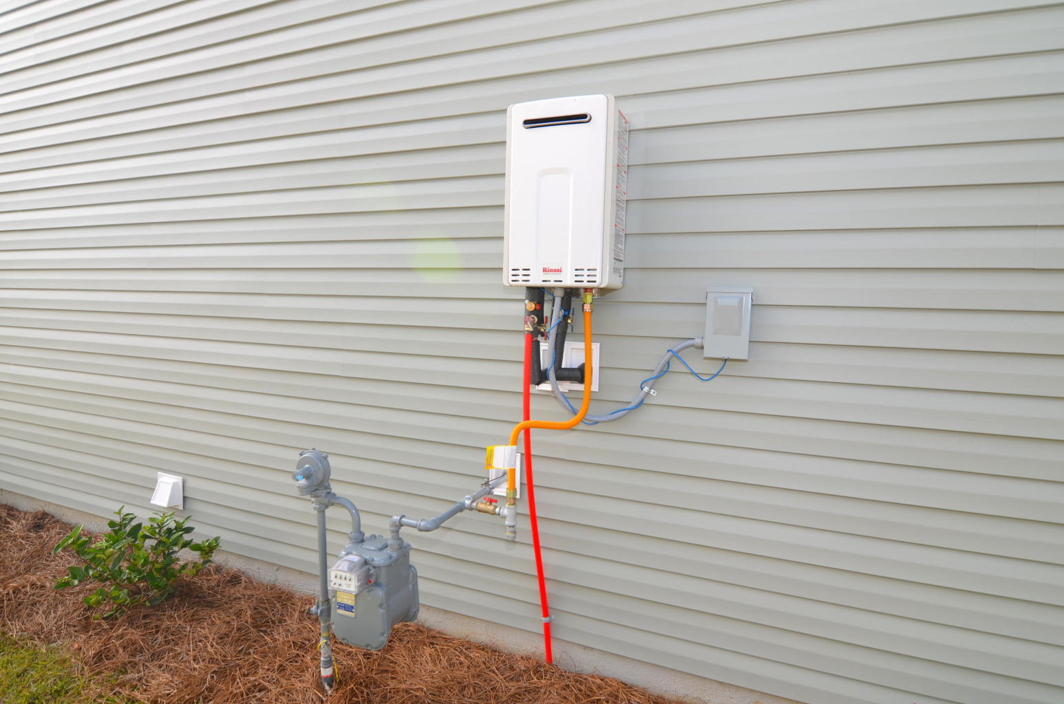 tankless water heater - 333 Matuskovic Dr