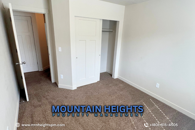 Building Photo - 14391 S Oakfield Way