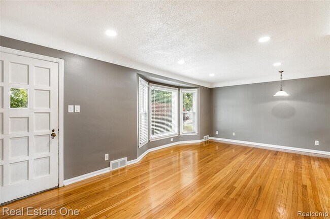 Building Photo - 4313 Berkshire Rd