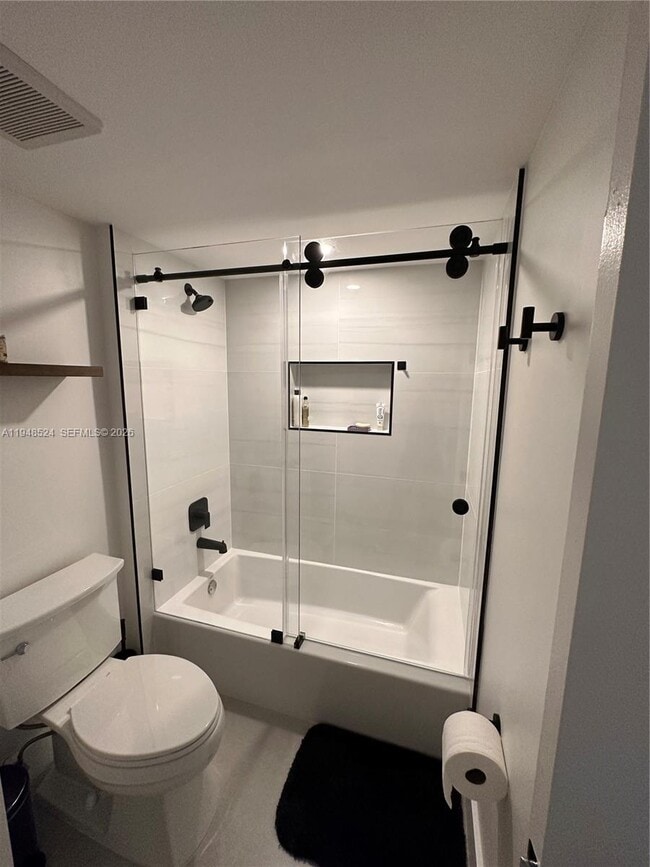 Building Photo - 2640 S University Dr