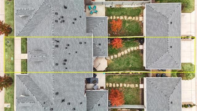 Building Photo - 1008 Redbrick Ln