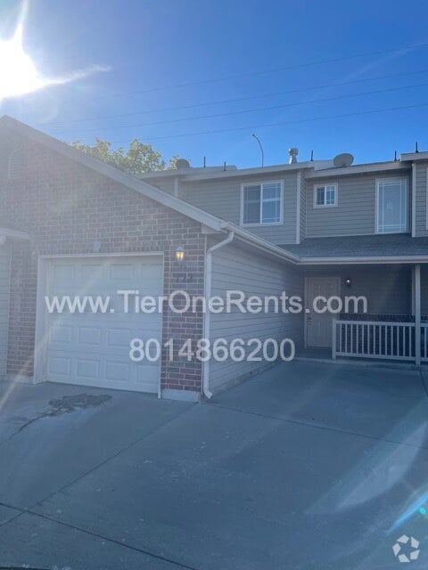 Building Photo - NO DEPOSIT option available for qualified ...
