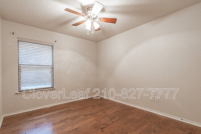 Building Photo - 8439 Painted Wagon