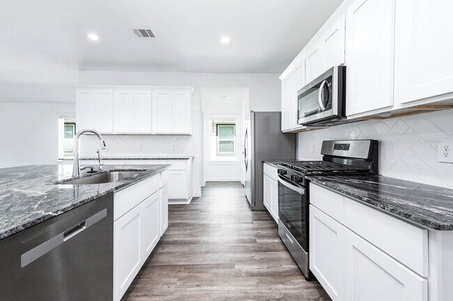 Building Photo - 1122 Fringed Bluestar Dr