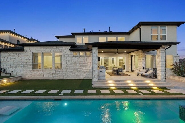 Building Photo - 802 Geiger Path