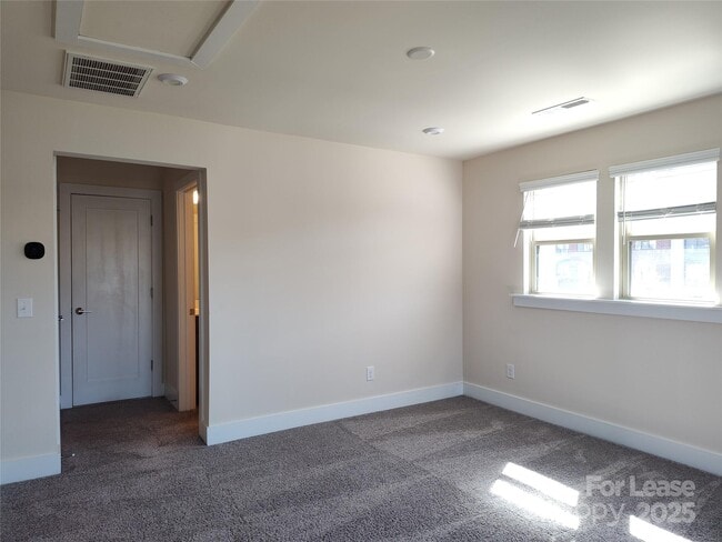 Building Photo - 13031 Tinton Ave