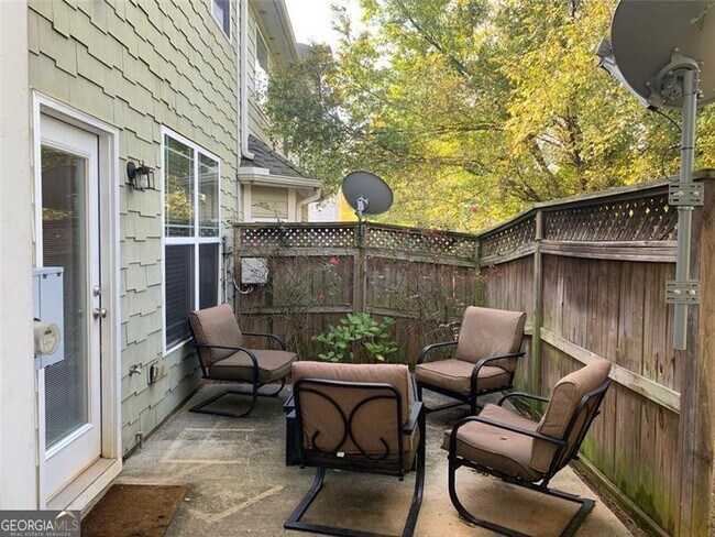 Building Photo - 3609 Silver Brooke Ln