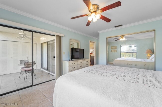Building Photo - 8287 Charter Club Cir