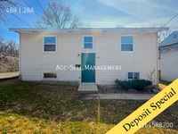 Building Photo - 530 Hall St SE