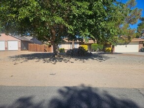Building Photo - 4 BEDROOM APPLE VALLEY HOME