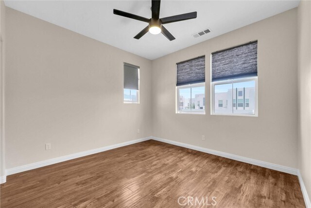 Building Photo - 158 Macintosh Way