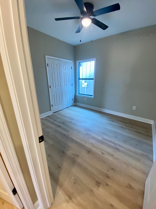 Building Photo - 230 Sylvan Rd