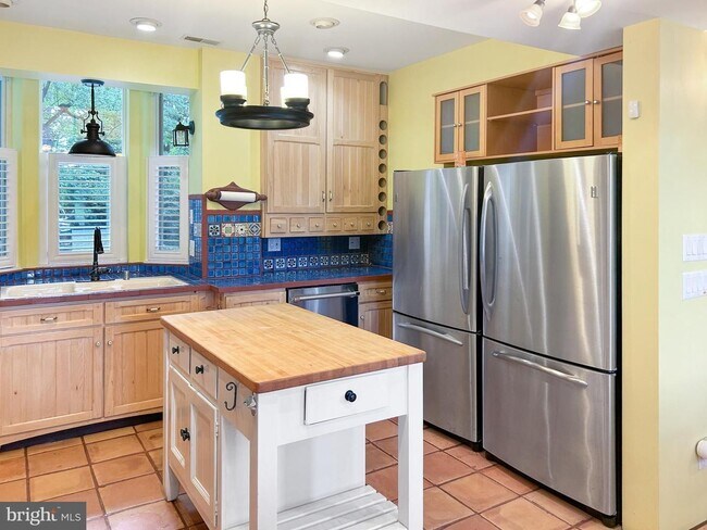 Building Photo - Potomac View