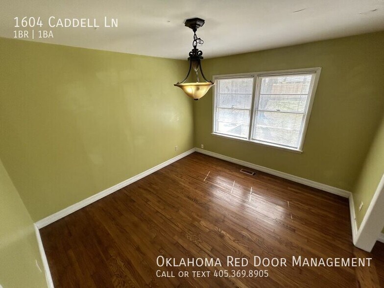 Building Photo - 1604 Caddell Ln