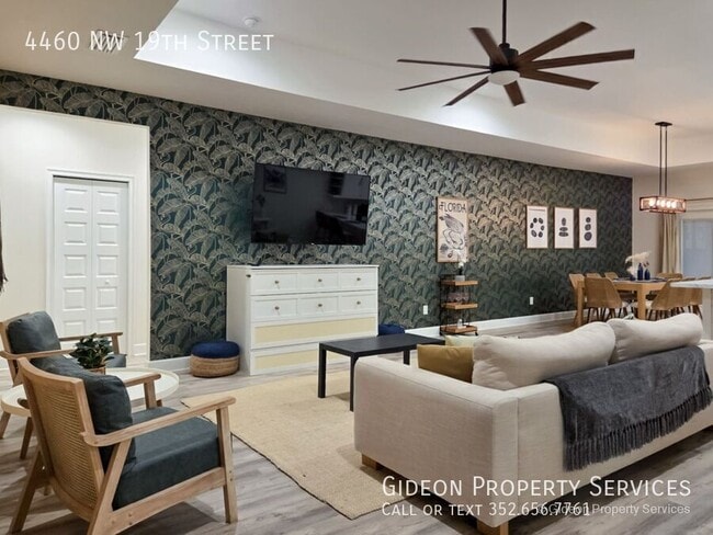 Building Photo - 4460 NW 19th St