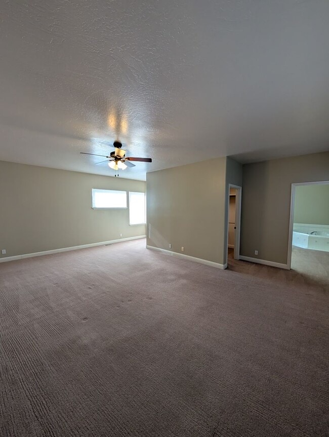Building Photo - 1366 Delphic Way
