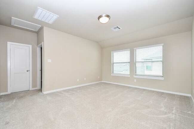 Building Photo - 14907 Fisher Reservoir Dr