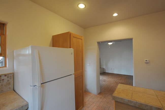 Building Photo - 245/247 Casados St