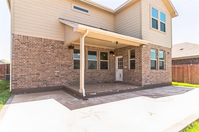 Building Photo - 13745 Fallsprings Way