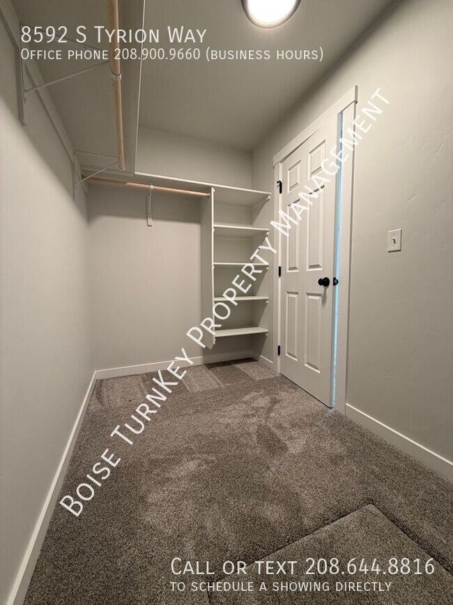 Building Photo - 8592 S Tyrion Wy