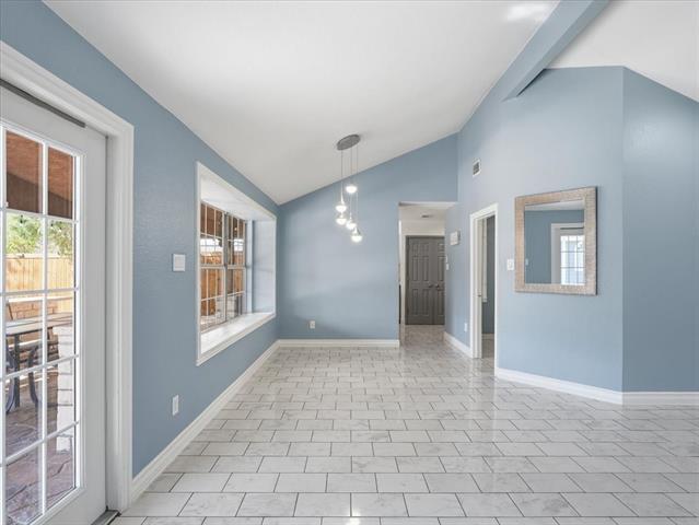 Building Photo - 2324 Cripple Creek Dr