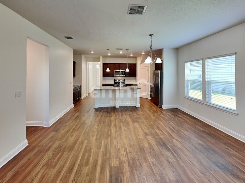 Building Photo - 713 Celebration Lane