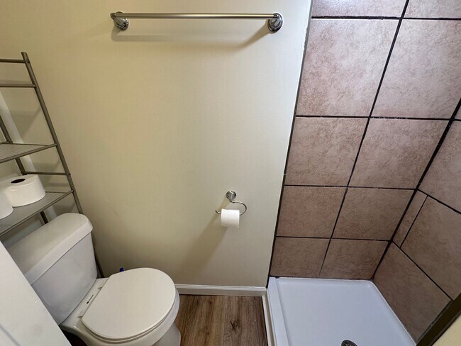 Building Photo - 119 Shields Rd