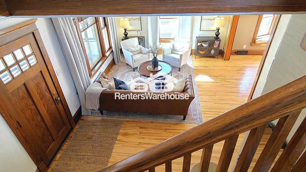 Building Photo - 421 Locust St