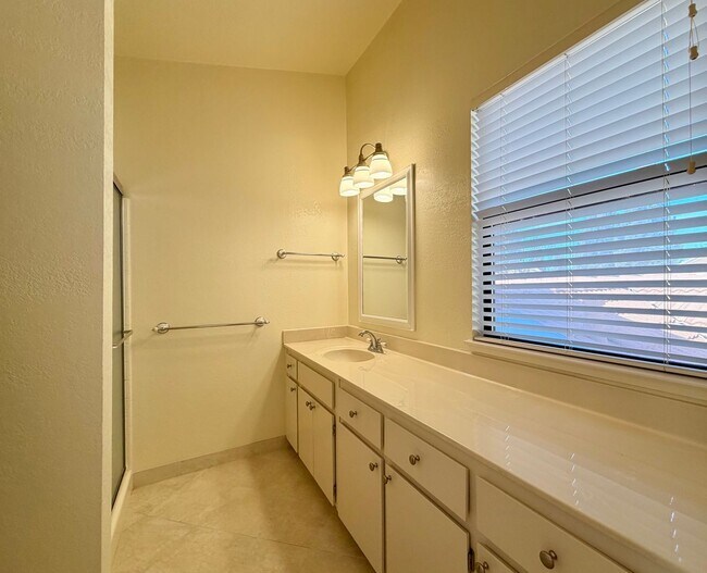 Building Photo - 3 Bedroom Condo in the Highly Desirable Fountain Grove 55+ Gated Community North Napa