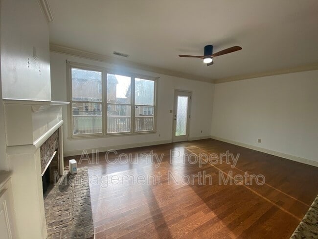 Building Photo - 3911 High Dove Way SW