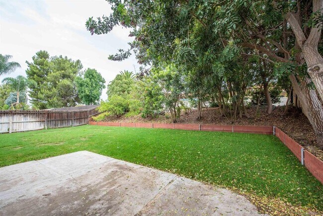 Building Photo - Encinitas 4br  2 car garage granite kitchen Huge Yard Home Remodeled TEXT 858-774-1574 $6290