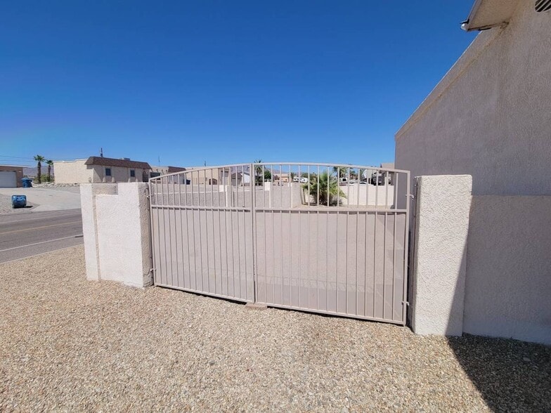 Building Photo - 2846 Seville Ln