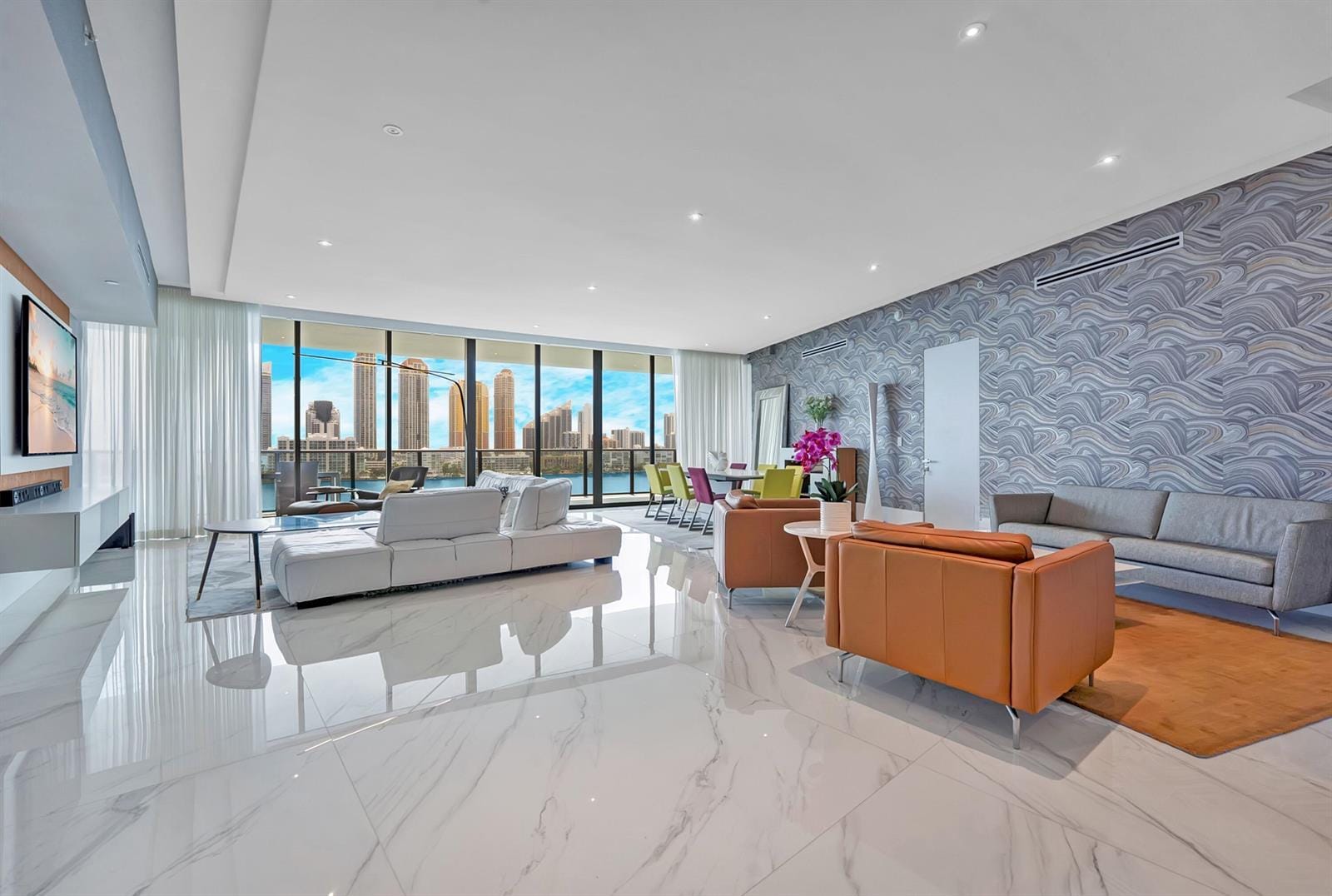 Building Photo - 5000 Island Estates Dr