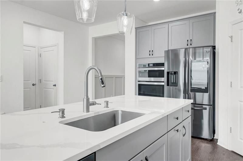 Building Photo - 4795 Bellehurst Ln