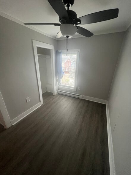 Building Photo - 6 Spring St