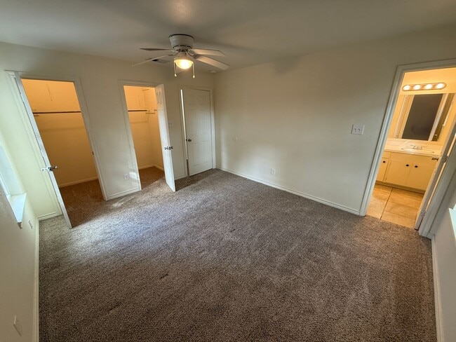 Building Photo - 3417 Timberlane Dr