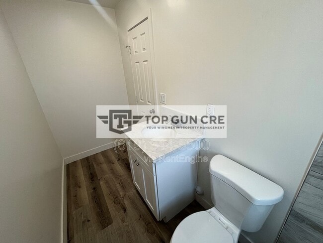 Building Photo - 147 W Calle Primera