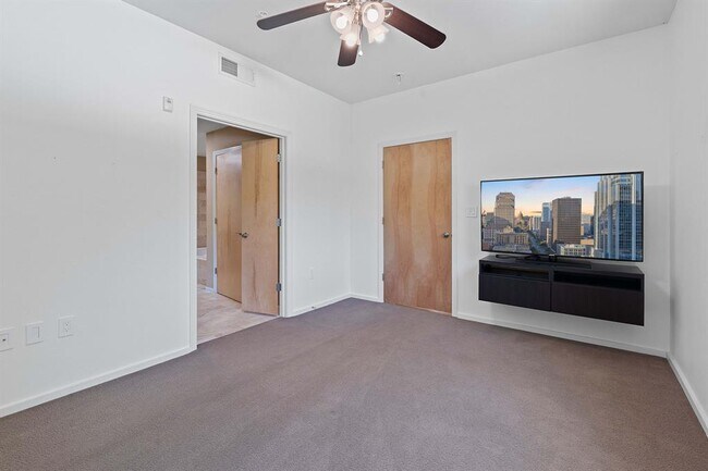 Building Photo - 1600 Barton Springs Rd