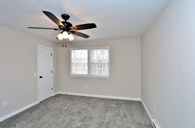 Building Photo - 422 Brown Trail