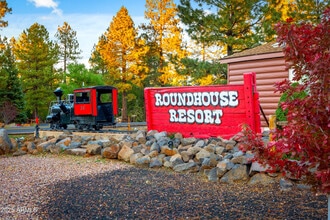 Building Photo - 5829 Buck Springs Rd