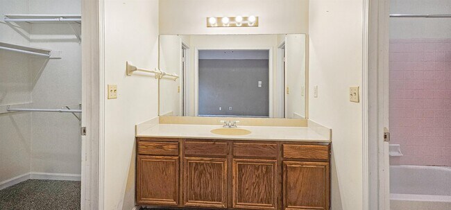 Building Photo - 7120 Wetherburn Cove