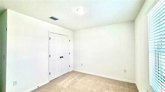 Building Photo - 3710 King Hill Dr